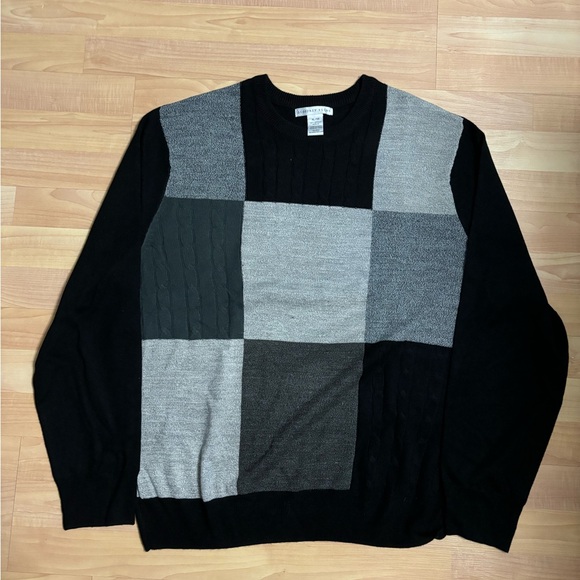 Geoffrey Beene Knit Sweater - Picture 1 of 2